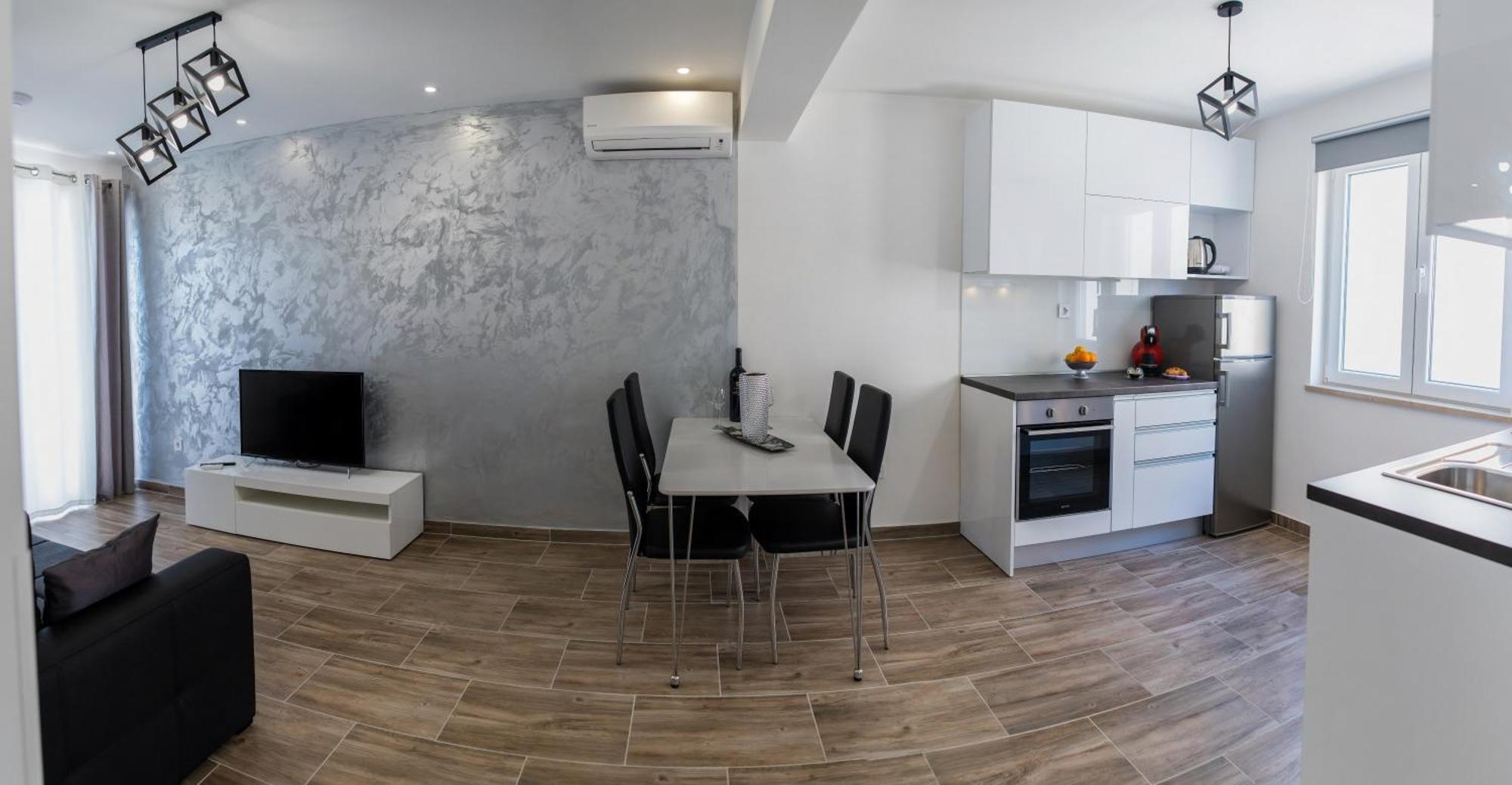 Apartment Maja *